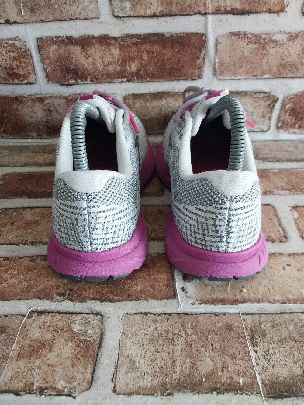 Pre-owned 2019 Brooks Revel 3